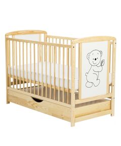 BabyNeeds - Patut din lemn Timmi 120x60 cm, Cu sertar cu capac, Din lemn de pin si mdf, Stabil si rezistent, Inaltime saltea reglabila pe 3 nivele, Laterala cu 3 bete detasabile, EN716-1, EN716-2, Natur