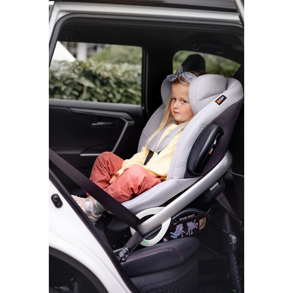 Scaun auto BeSafe Stretch  (6 luni-7 ani) – Peak Mesh, Culoare: Gri deschis