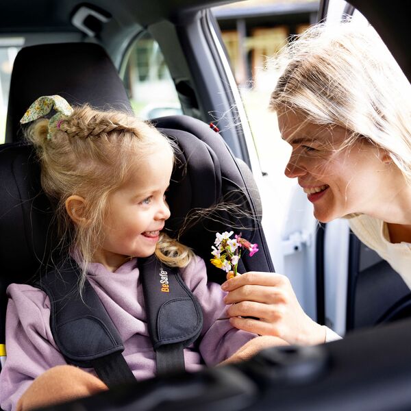 Scaun auto copii BeSafe Beyond Negru SoftBreeze, Culoare: Negru