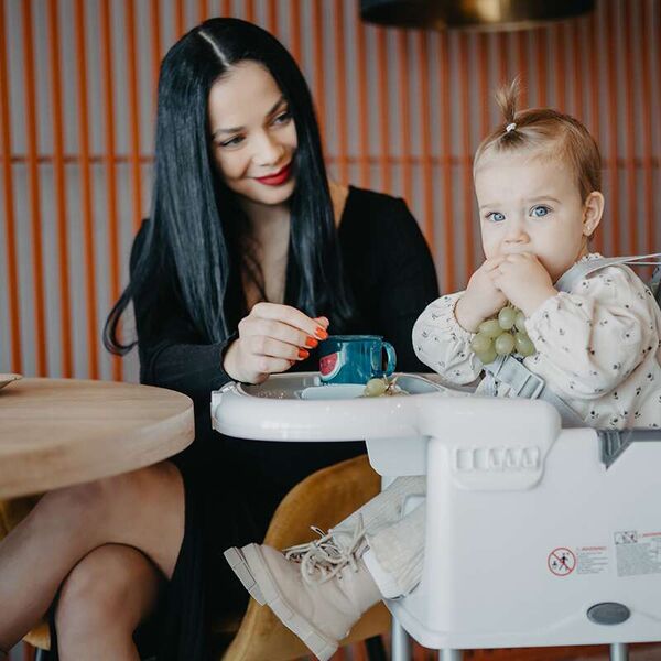 Scaun de luat masa multifunctional Coccolle Ziti Grey Stars, Culoare: Gri