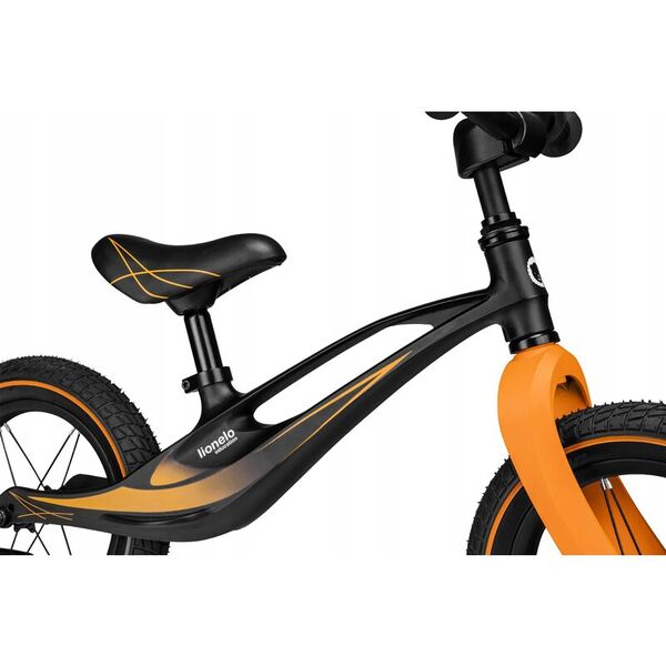 Lionelo - Bicicleta usoara Bart Air, Fara pedale, Cu roti gonflabile, Cu cadru din magneziu, Cu ghidon si sa reglabile, Greutate 3.8 Kg, 12 inch, Conform cu standardul european de securitate EN71, Negru